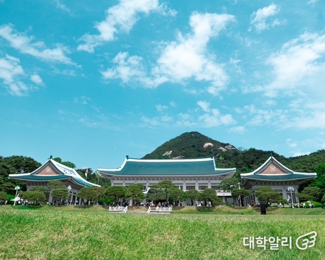 청와대 본관 / 사진=김지원 기자