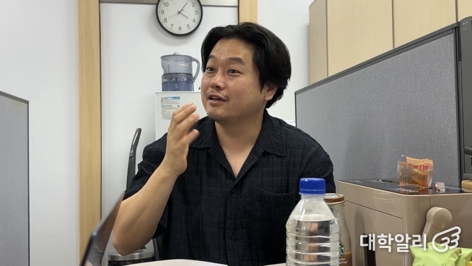 백 연구원이 국내 언론 보도 행태를 지적하고 있다. (사진=허부현 기자)