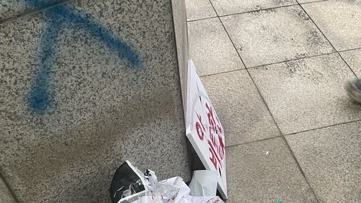 권력이 허락한 비판? 독재 정권의 흔적 ‘대자보 허가제’