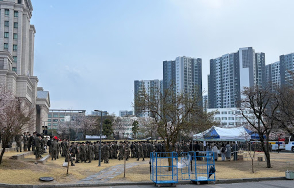 8시간 훈련에 만 원…학생예비군, 보상도 학습권도 '흐릿'